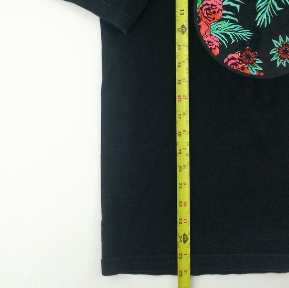 NEFF and Walt Disney Presents | Mickey Mouse T - Picture 4 of 6